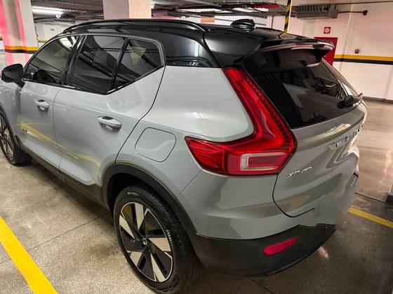 VOLVO XC40 P6 RECHARGE ELECTRIC PLUS VOLVO XC40 P6 RECHARGE ELECTRIC PLUS